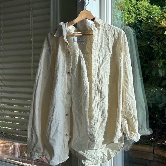 Aritzia TNA corduroy oversized button up - Picture 1 of 5